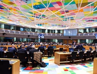 Η Ιταλία απέρριψε το τελεσίγραφο Eurogroup: «Θα προχωρήσουμε όπως θέλουν οι Ιταλοί και όχι όπως θέλουν οι Βρυξέλλες»